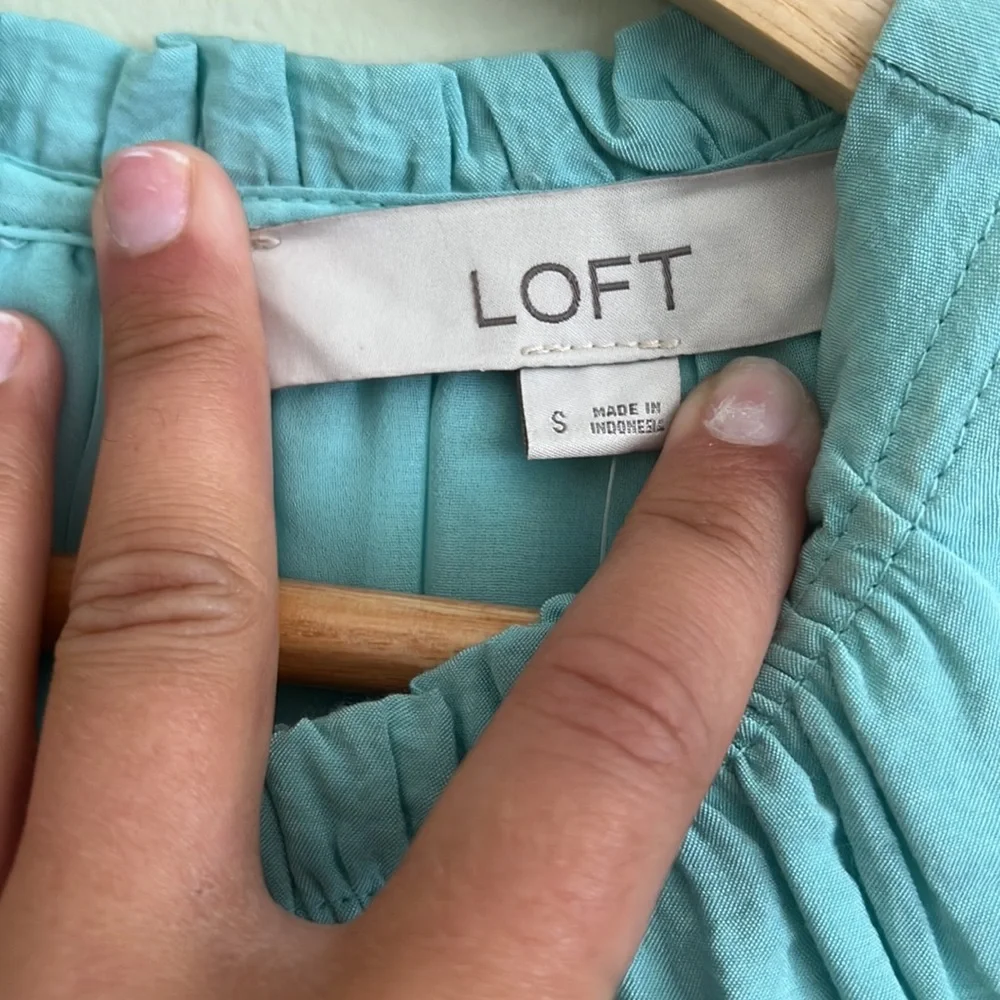 Women’s Loft Dress - Picture 3 of 4